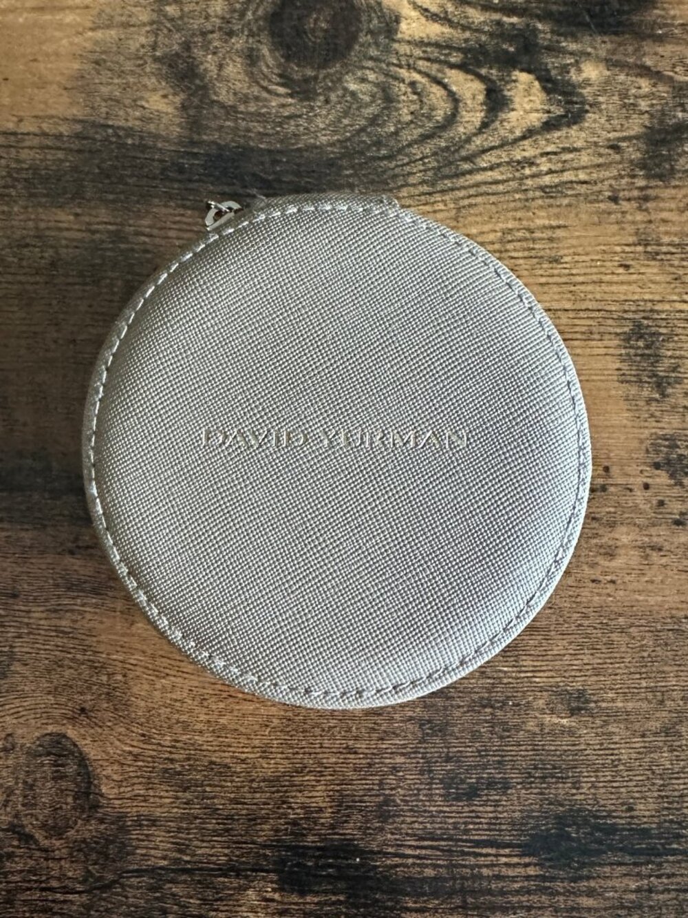 NEW David Yurman Tan Leather Round Jewelry Organizer RARE - Picture 2 of 4